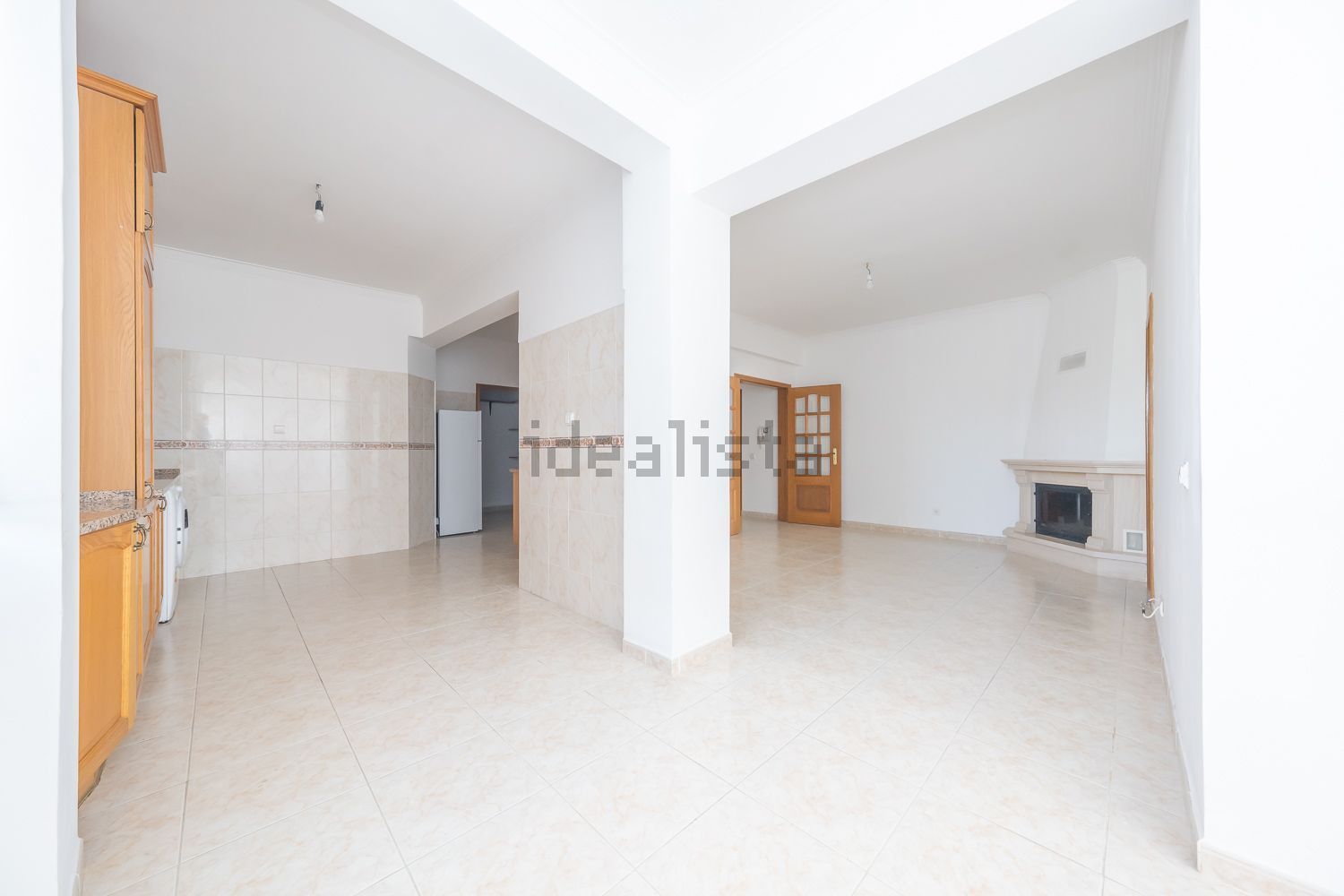 公寓 t2出售在Rua Cidade Debrecen - 客厅