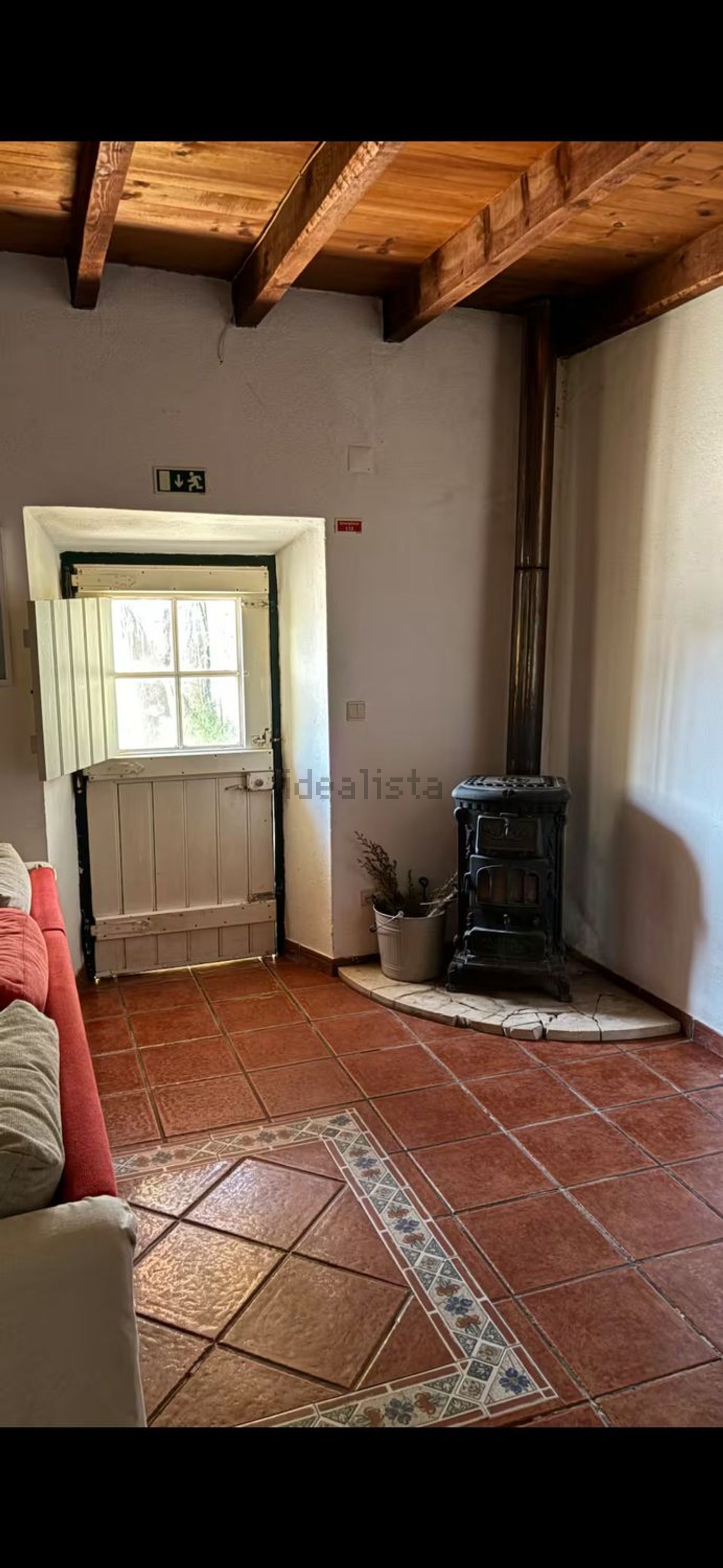 出租小楼房或独栋别墅在Nadadouro - 过道