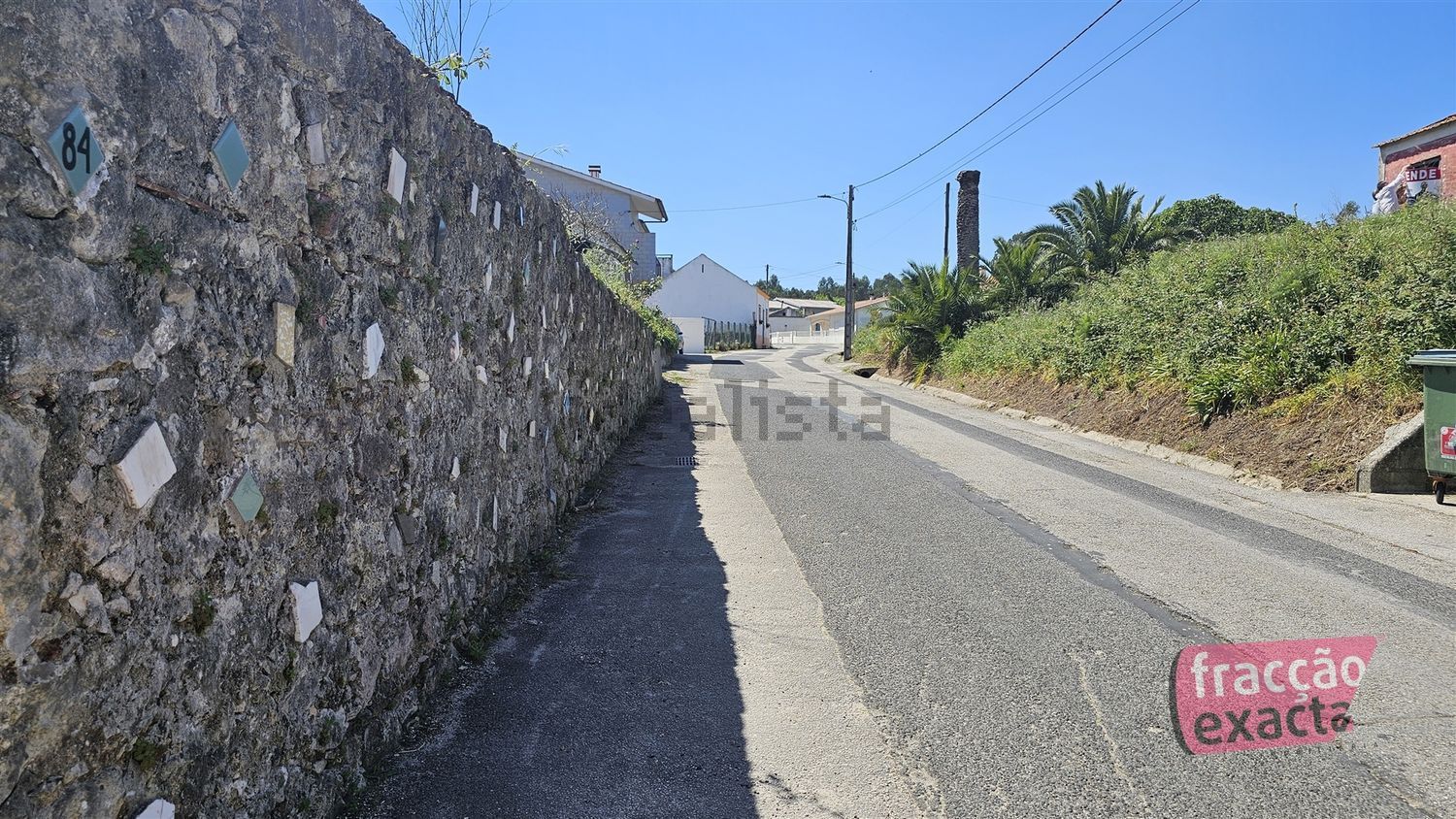 小楼房或独栋别墅出售在Rua São Jorge - 照片