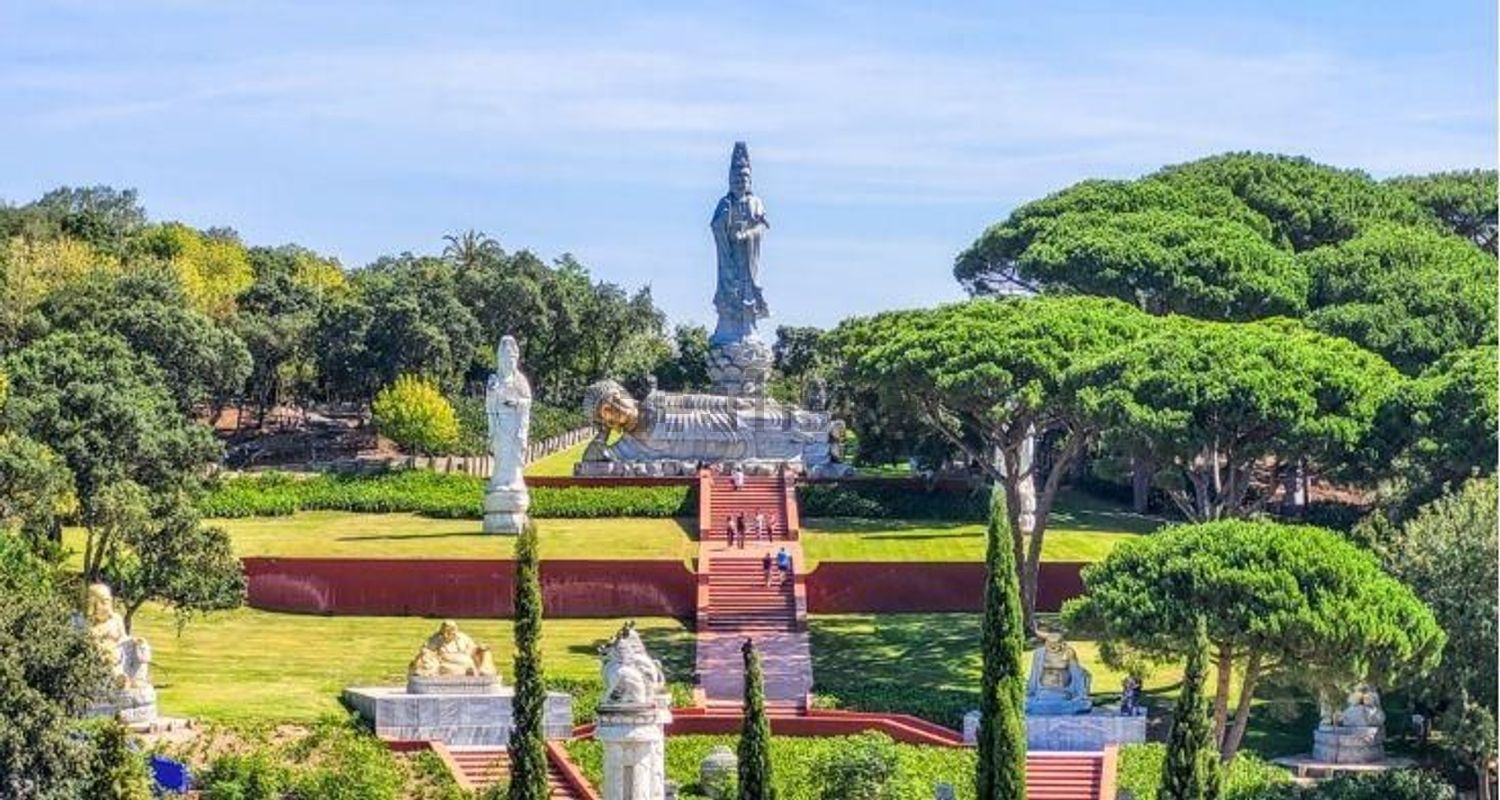 小楼房或独栋别墅出售在Rua da Fonte, 15 - 花园
