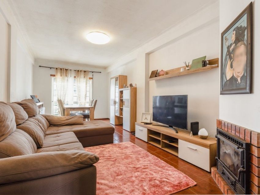 公寓 t3出售在Avenida 5 de Janeiro, 3