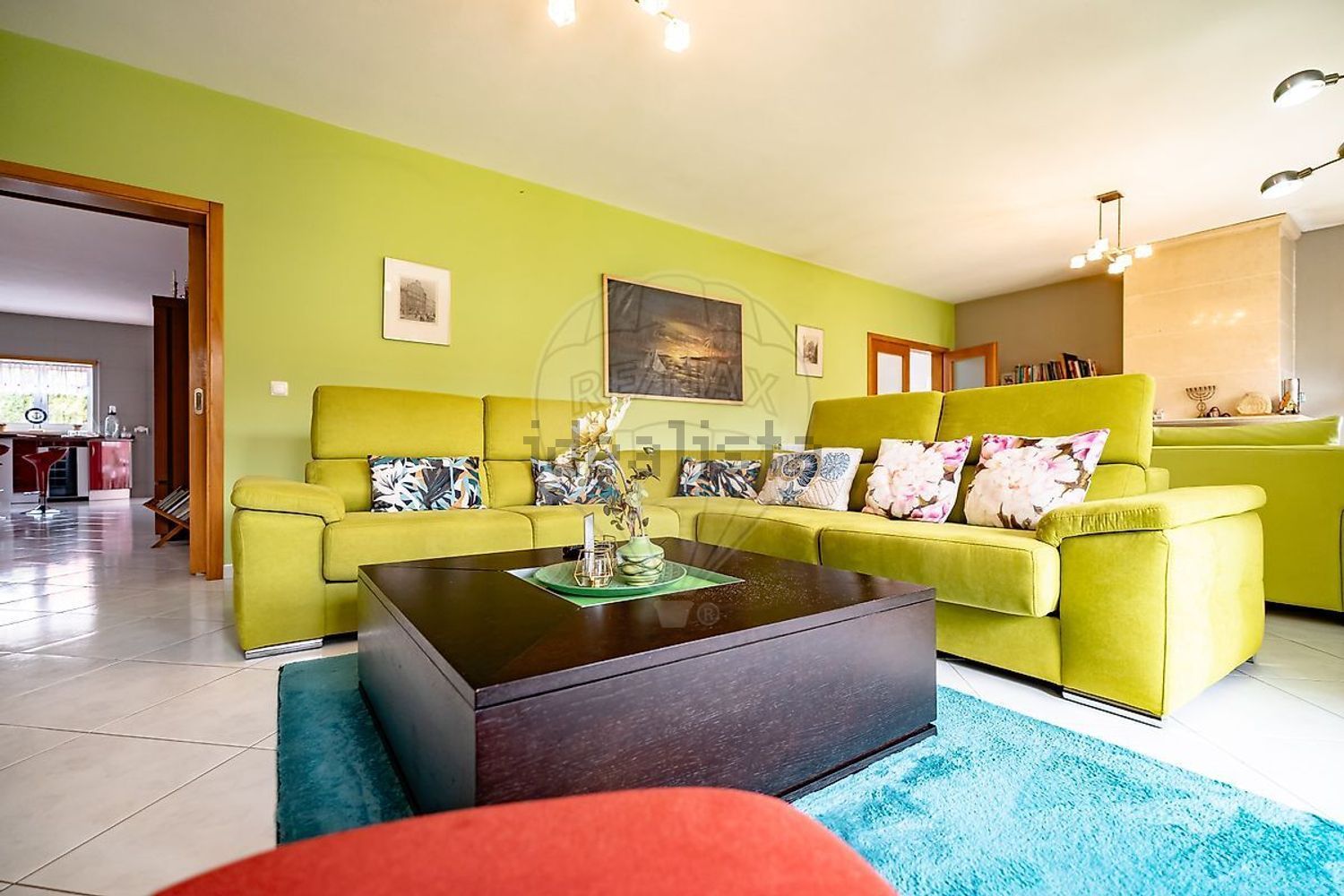 小楼房或独栋别墅出售在Rua Central Sul - 客厅