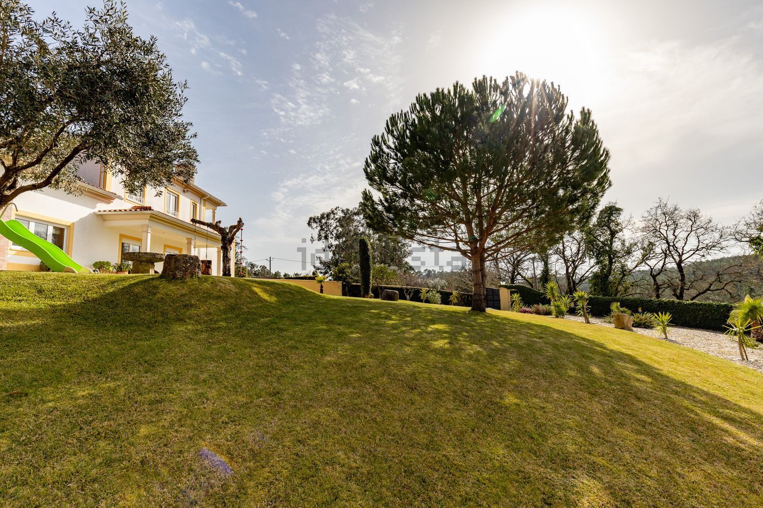 小楼房或独栋别墅出售在Pataias e Martingança - 花园