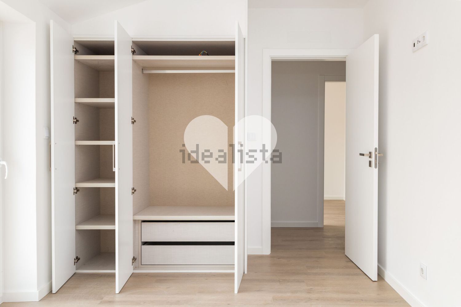 公寓 t2出售在Rua Doutor João Pinto, 49 - 试衣间