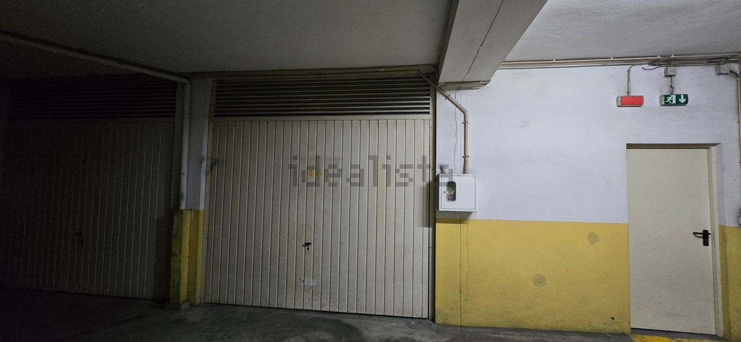 公寓 t3出售在Rua Dona Maria Elsa Franco Sotto Mayor, 2 - 停车位