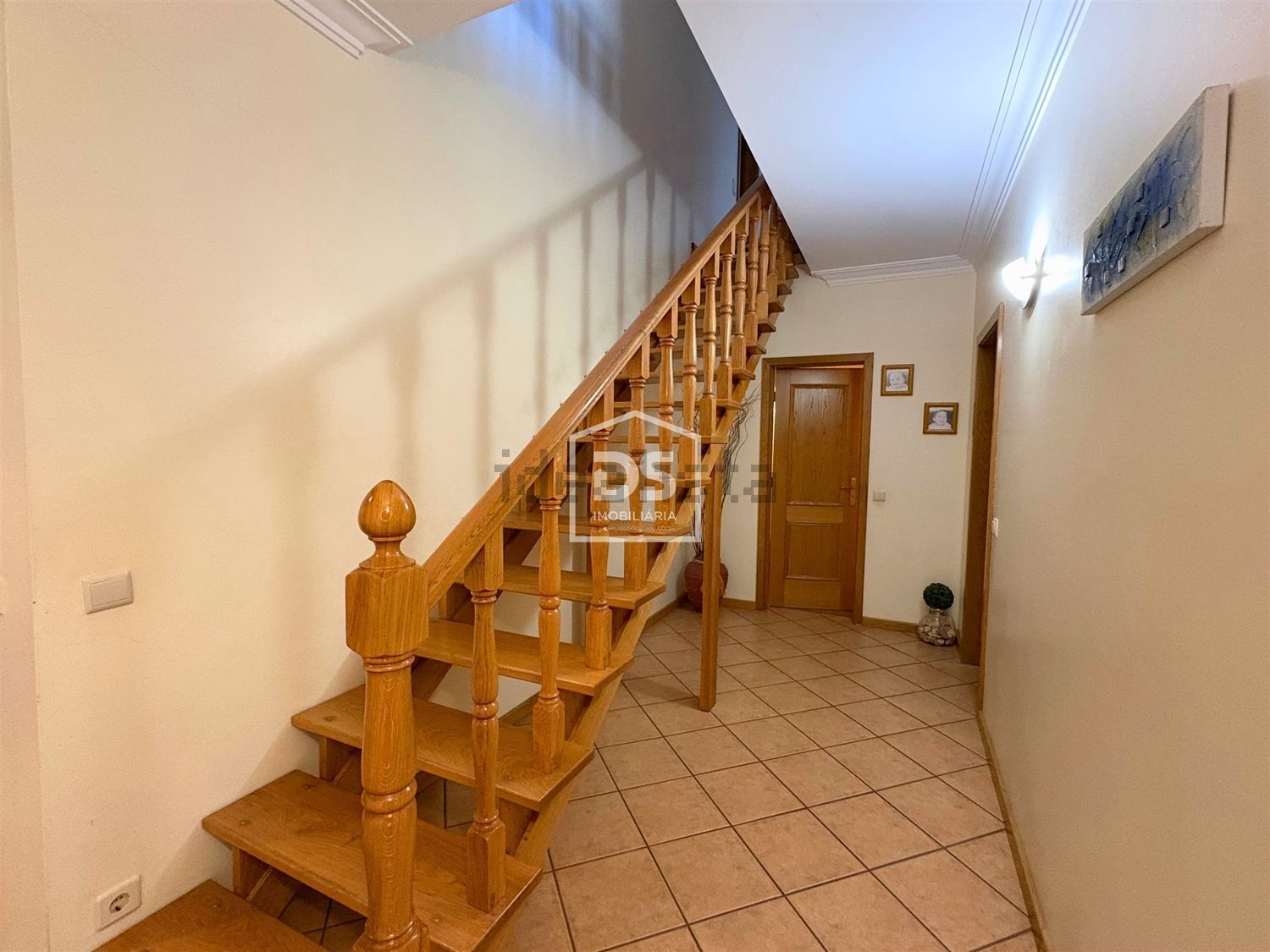 公寓 t3出售在Alcains - 楼梯