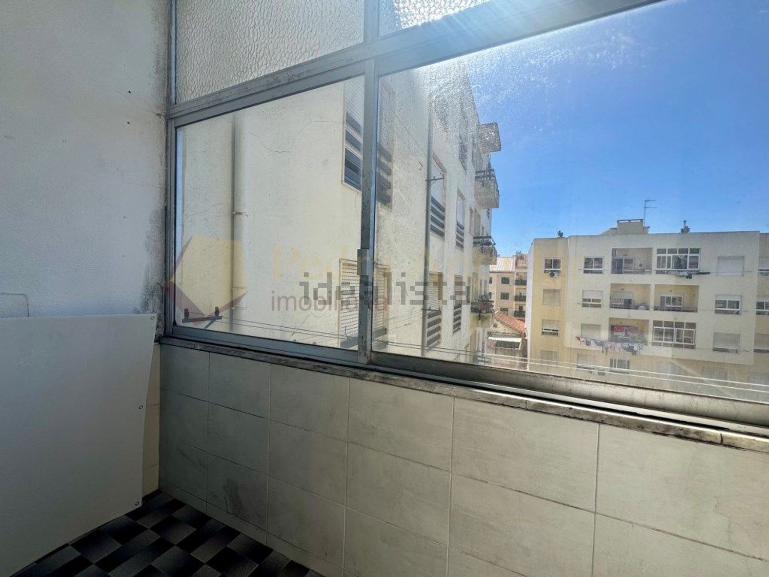 公寓 t3出售在Avenida Infante Dom Henrique, 17 - 露台