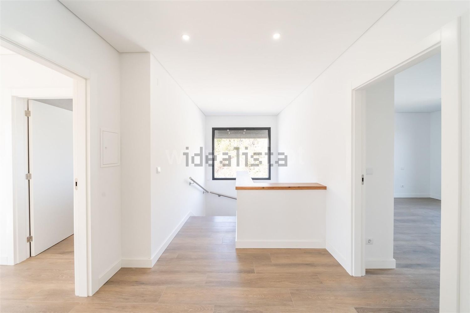 小楼房或独栋别墅出售在Praceta Sophia de Mello Brener Andersen, 9 - 居住