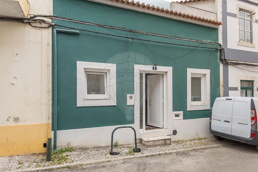 小楼房或独栋别墅出售在Rua das Oliveiras