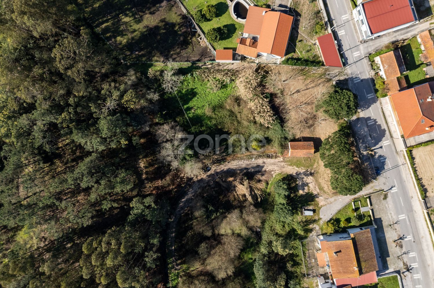 小楼房或独栋别墅出售在Rua 5 de Janeiro s/n - 详情