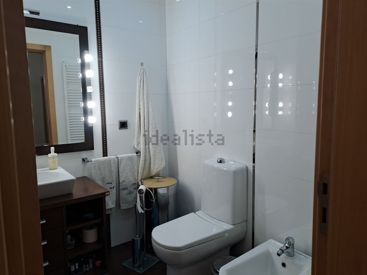 小楼房或独栋别墅出售在Tavarede - 卫生间