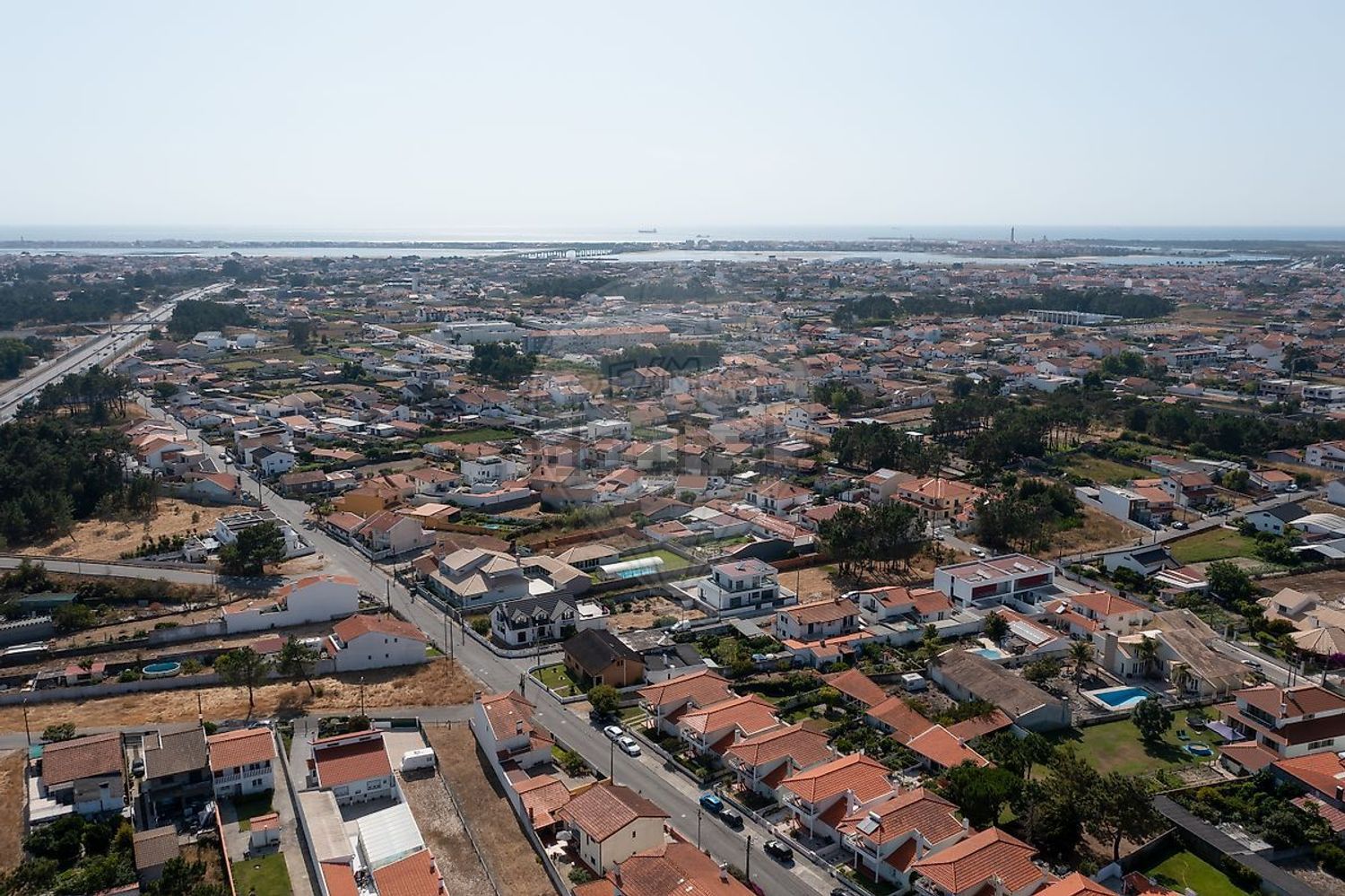出租小楼房或独栋别墅在Rua de São Nicolau - 视线