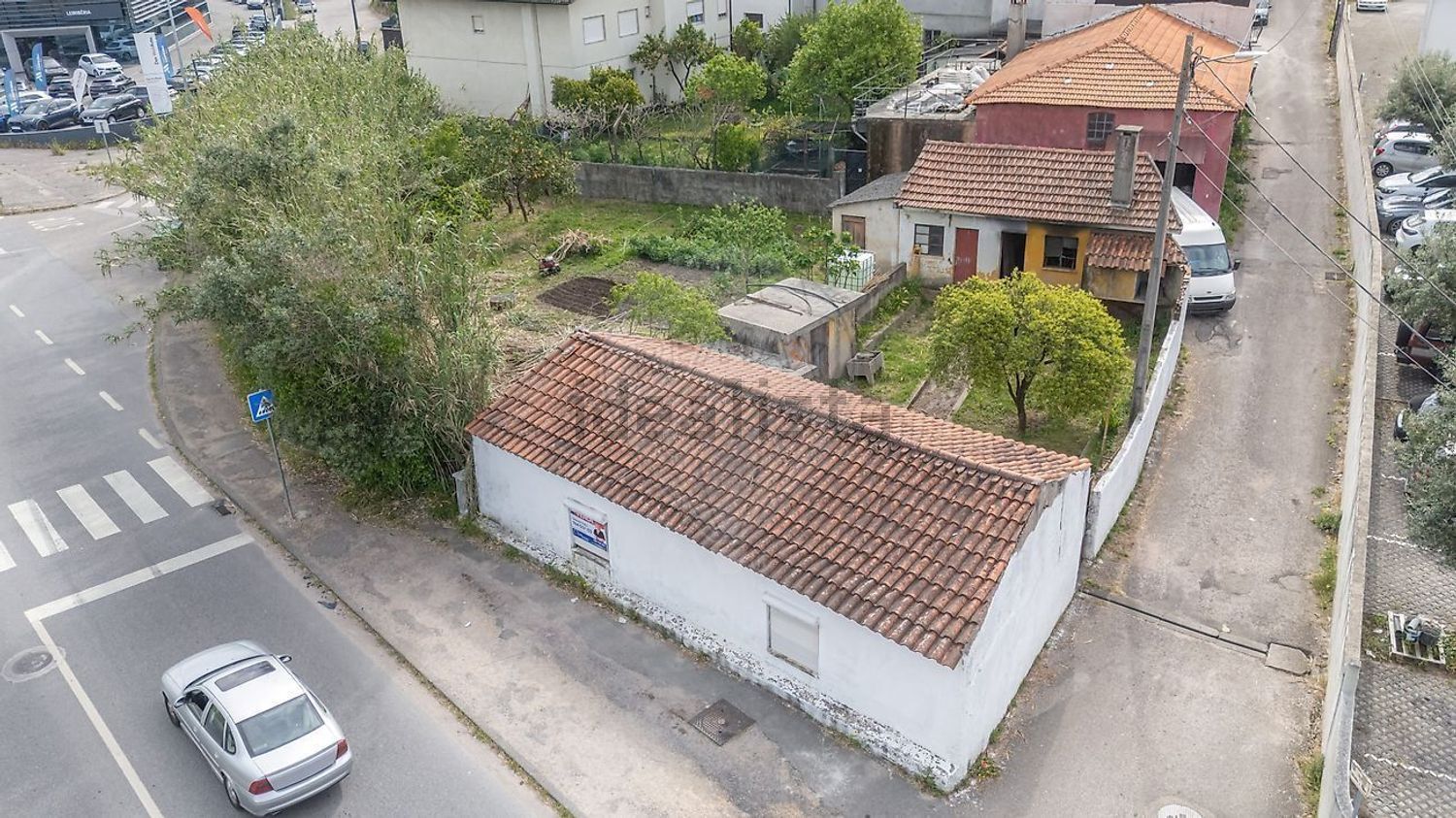小楼房或独栋别墅出售在Eiras e São Paulo de Frades - 照片