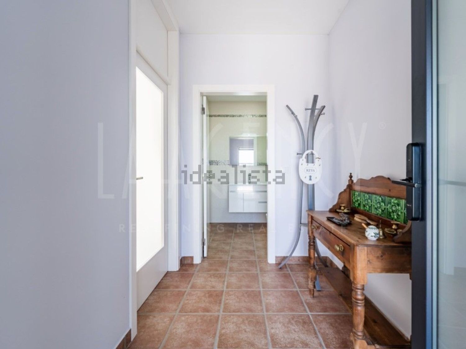 小楼房或独栋别墅出售在Vila Cova de Alva e Anceriz - 过道
