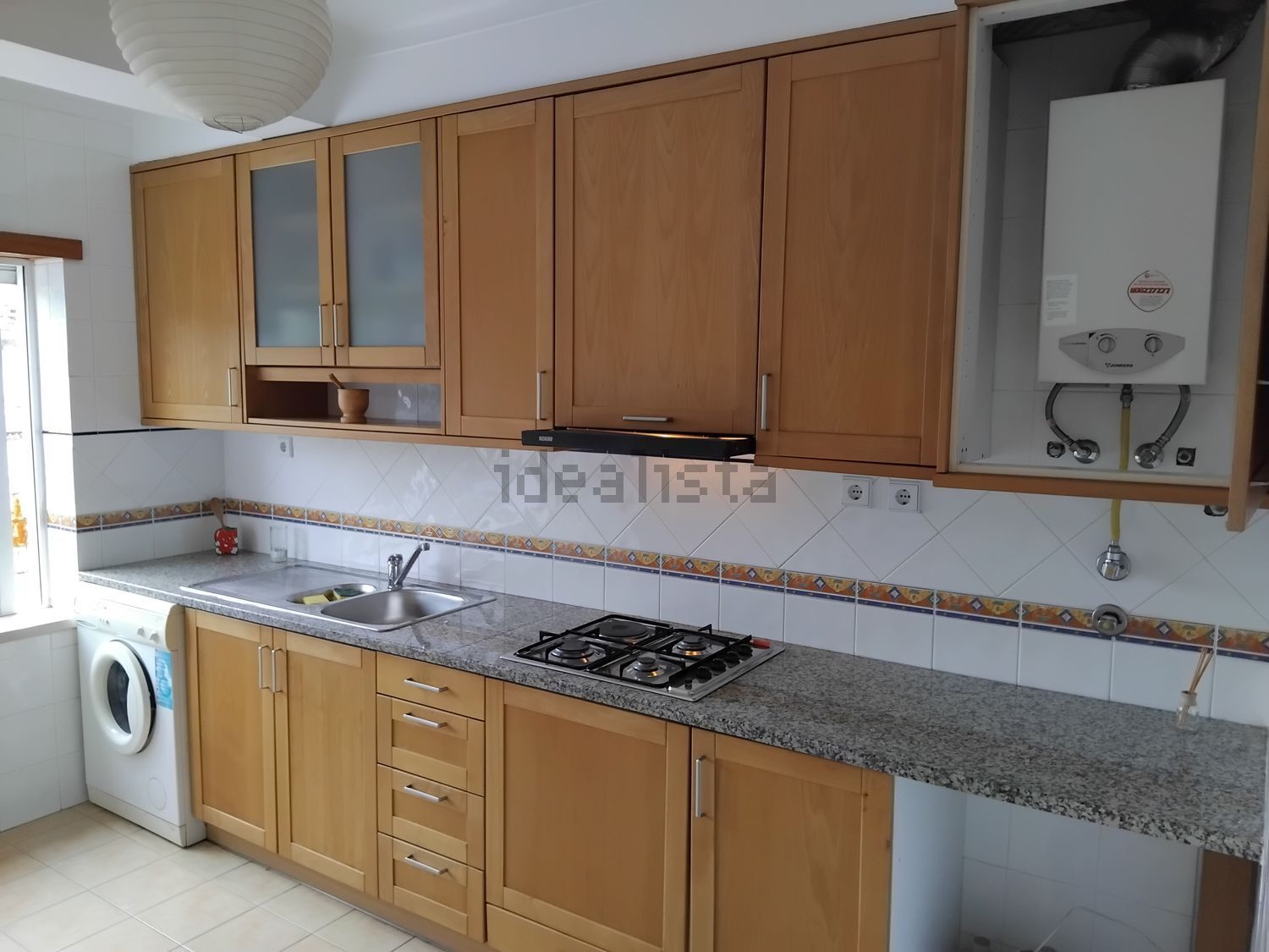 出租公寓 t2在Rua Engenheiro Duarte Pacheco, 45 - 厨房