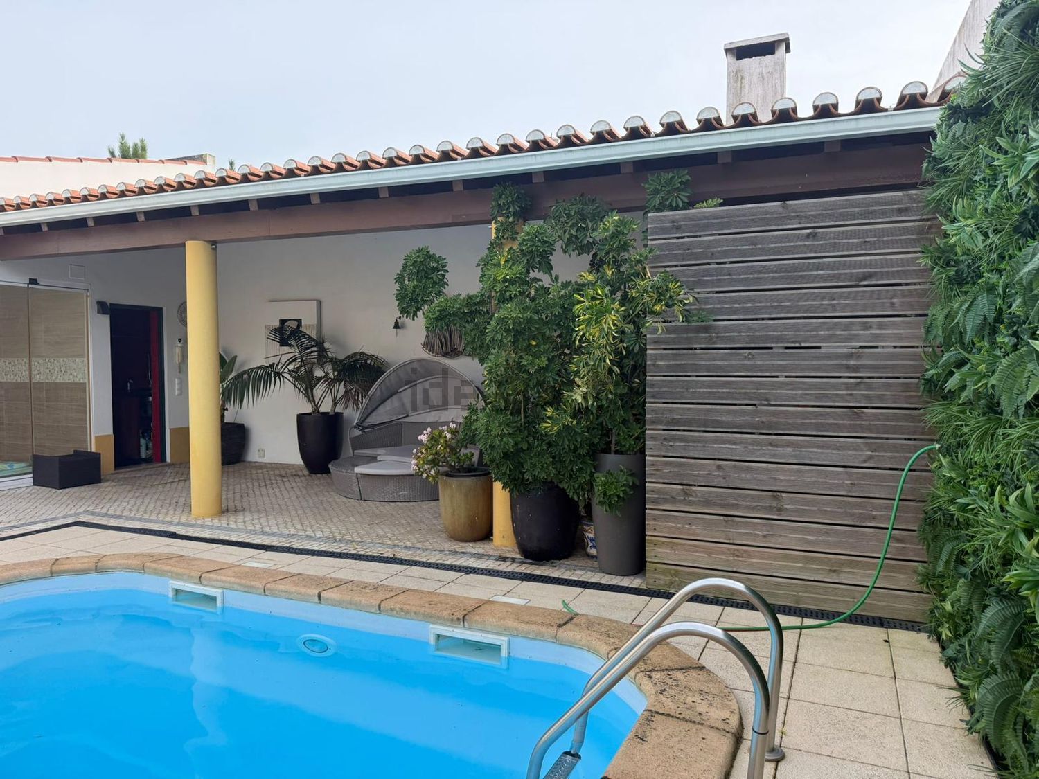 小楼房或独栋别墅出售Vila Nova de santo Andre - 游泳池