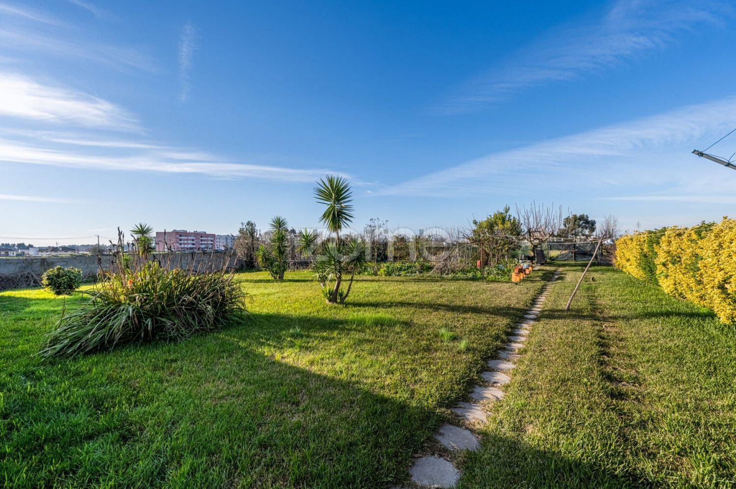 小楼房或独栋别墅出售在Praça da República, 56 - 花园
