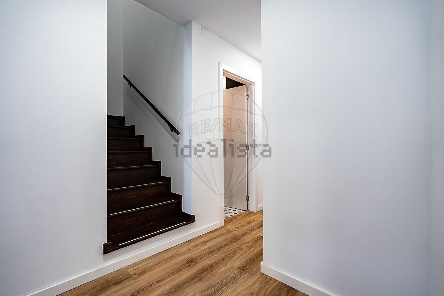 公寓 t3出售在Rua Carlos Silva - 详情