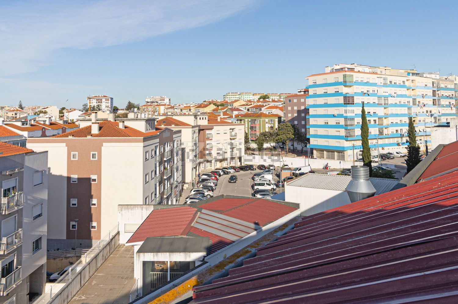 公寓 t1出售在Avenida Movimento das Forças Armadas, 9 - 视线