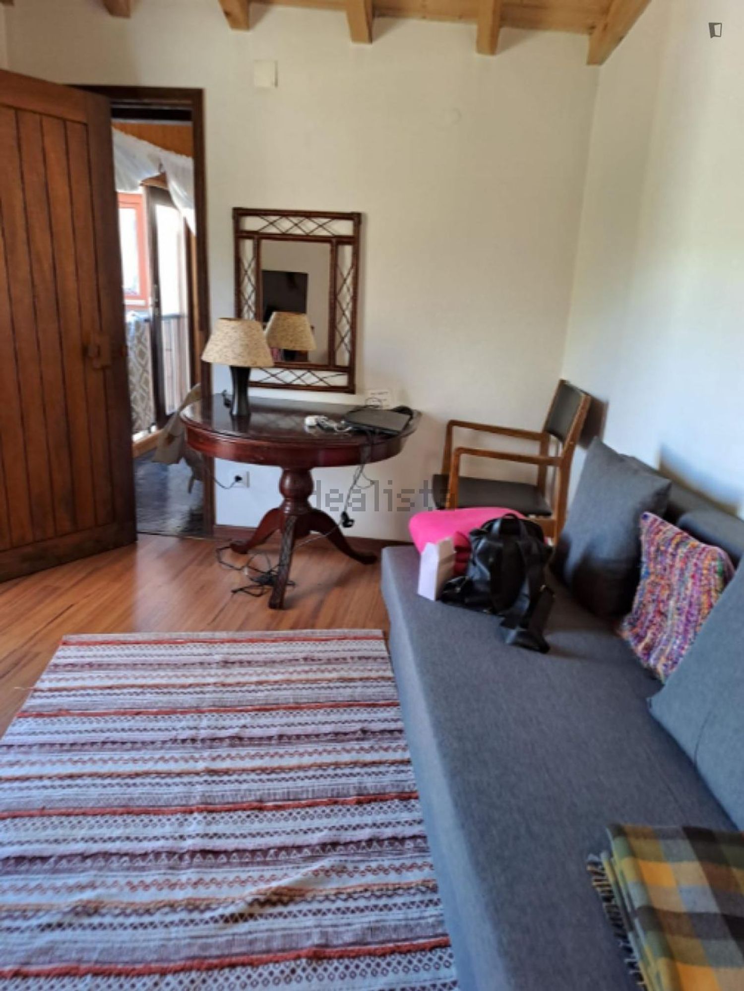 出租小楼房在Rua Castelo - 客厅