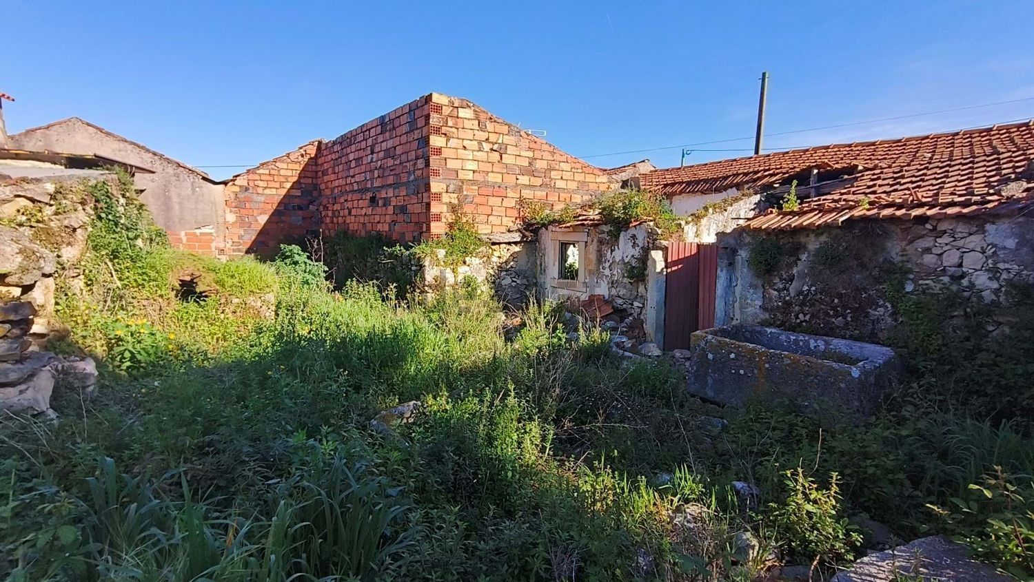 小楼房或独栋别墅出售在Beco do Coelho nr 1, Casais de santa teresa - 外立面