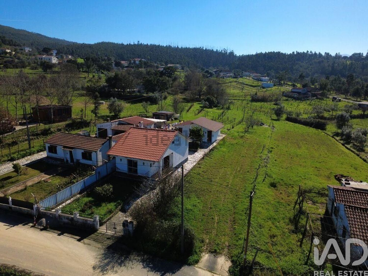 小楼房或别墅出售在São Miguel de Poiares - 视线