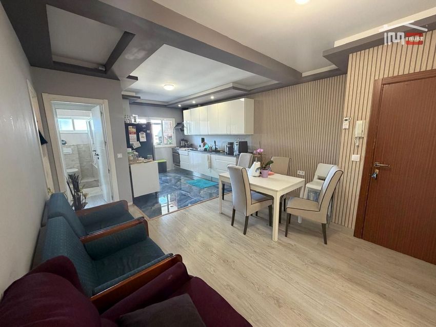 公寓 t4出售在Bairro da Conceição - Bairro Santo Nicolau