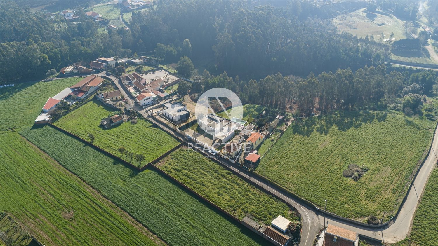 小楼房或独栋别墅出售在Rua da Peneda Porto Tonce, 85 - 视线