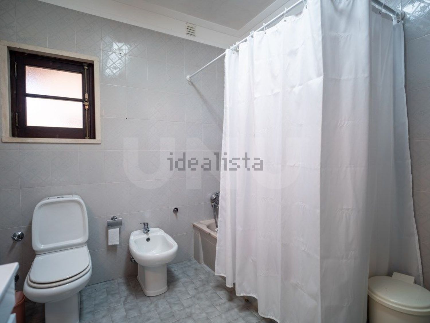 小楼房或独栋别墅出售在Rua da Barrada, 7 - 卫生间