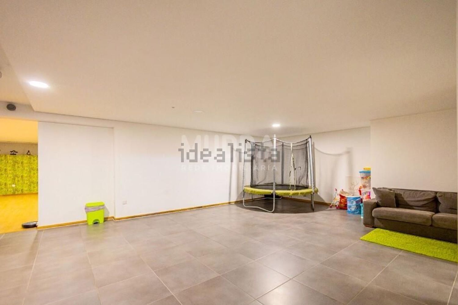 小楼房或独栋别墅出售在Rua do Vale dos Pinheiros s/n - 照片