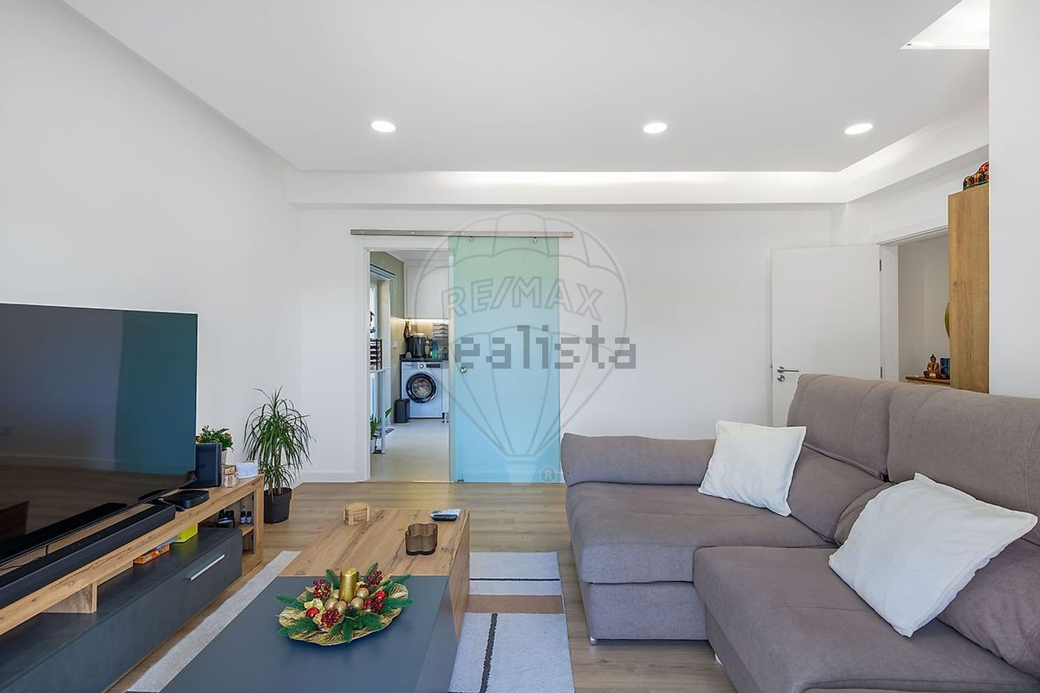 公寓 t2出售在Rua 20 de Maio - 客厅