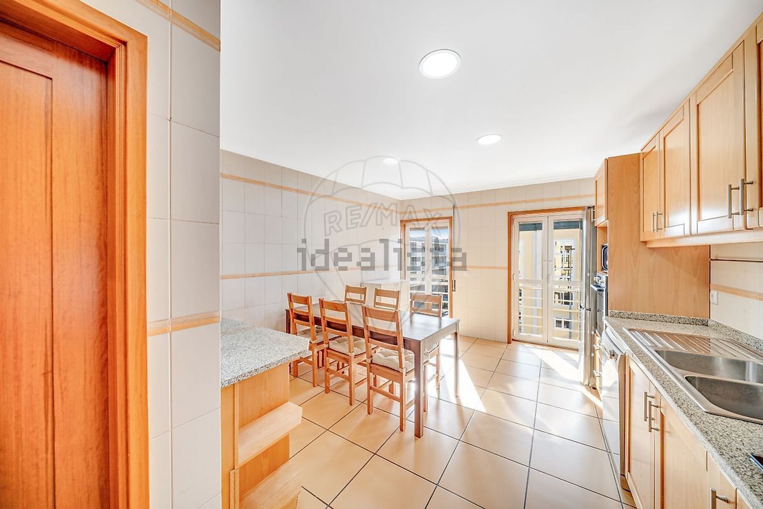 公寓 t4出售在Rua dos Bombeiros Voluntários de Vagos - 厨房