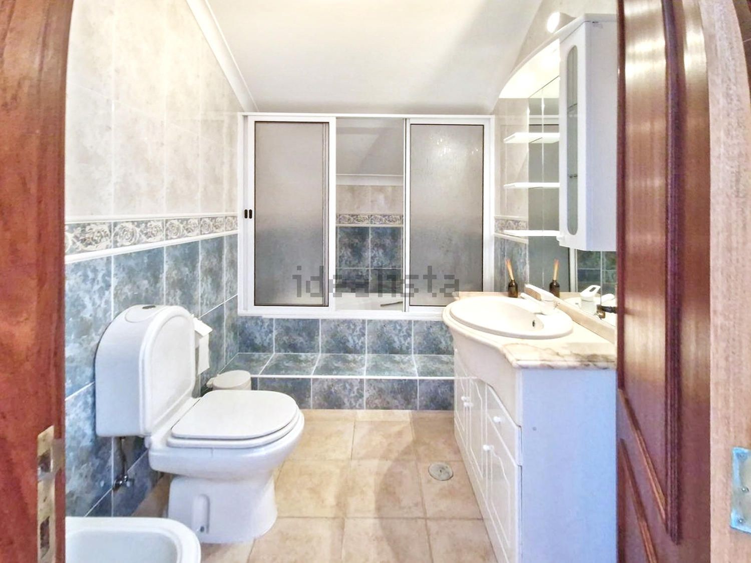 双拼别墅出售costa nova - 卫生间