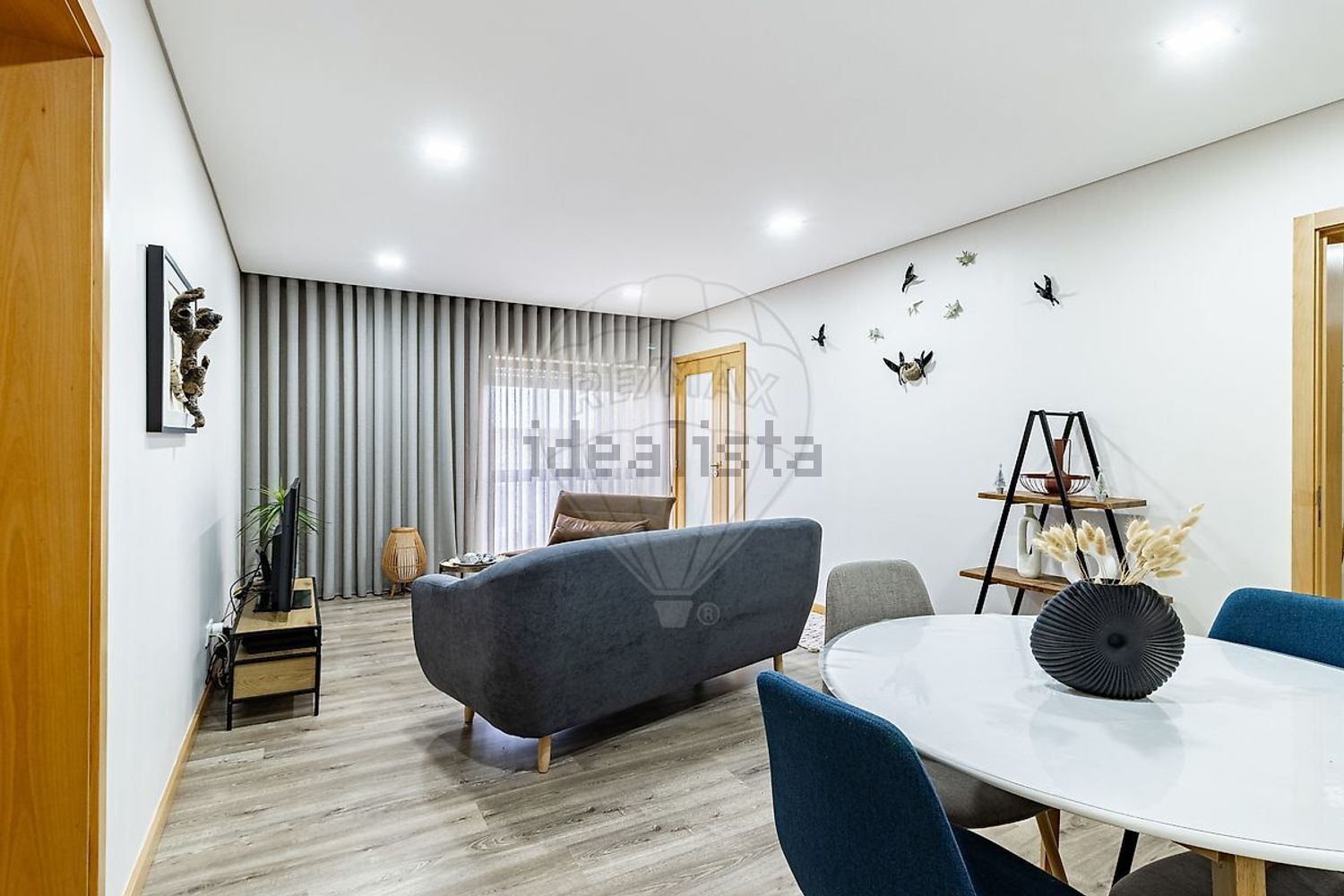 公寓 t3出售在Bairro da Marinha - 客厅