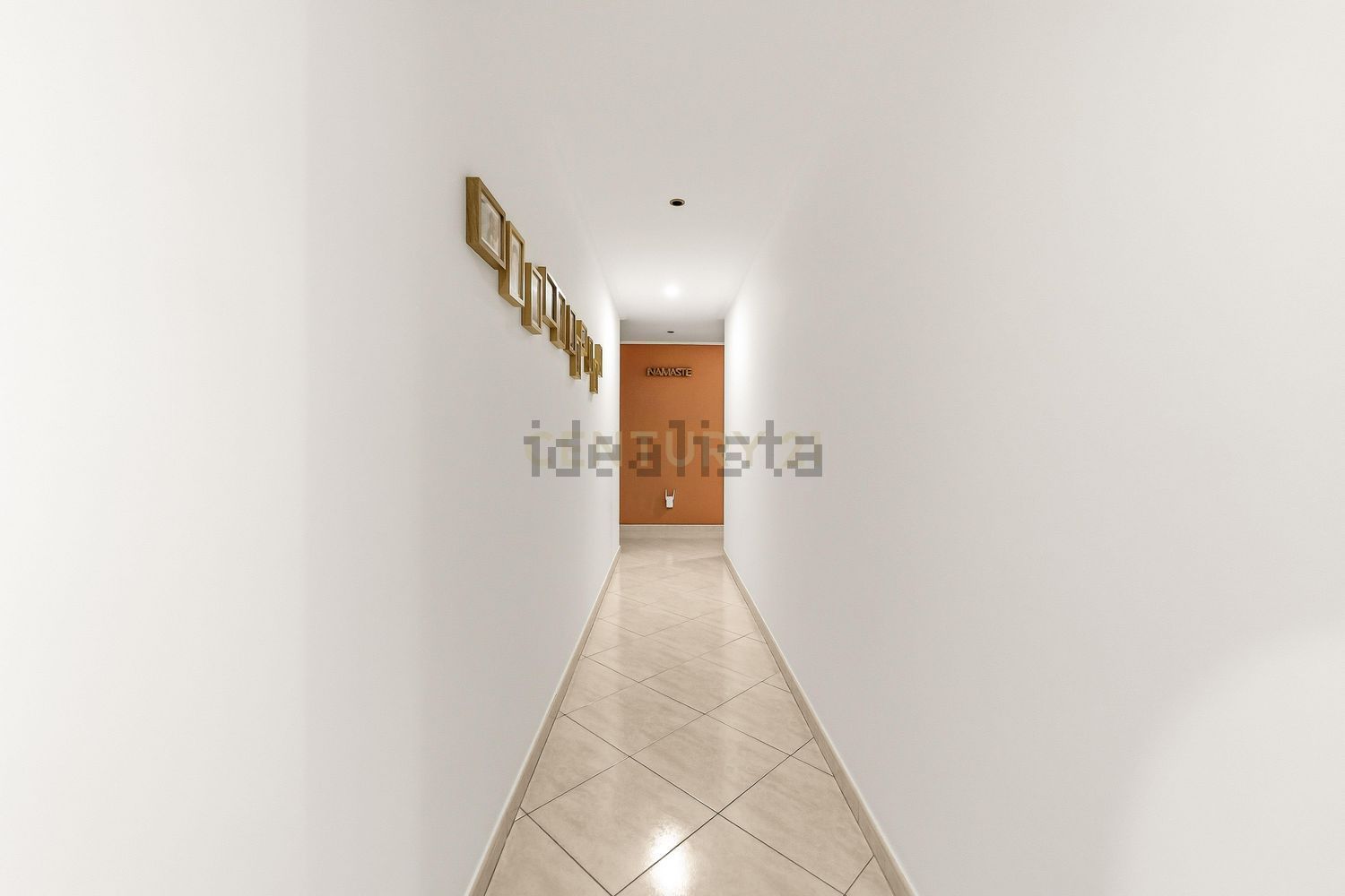 公寓 t3出售在Rua do Algarve, 17 - 过道