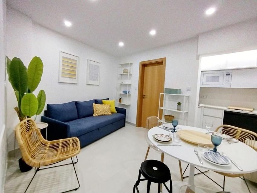 公寓 t1出售在Rua António Augusto Aguiar, 13