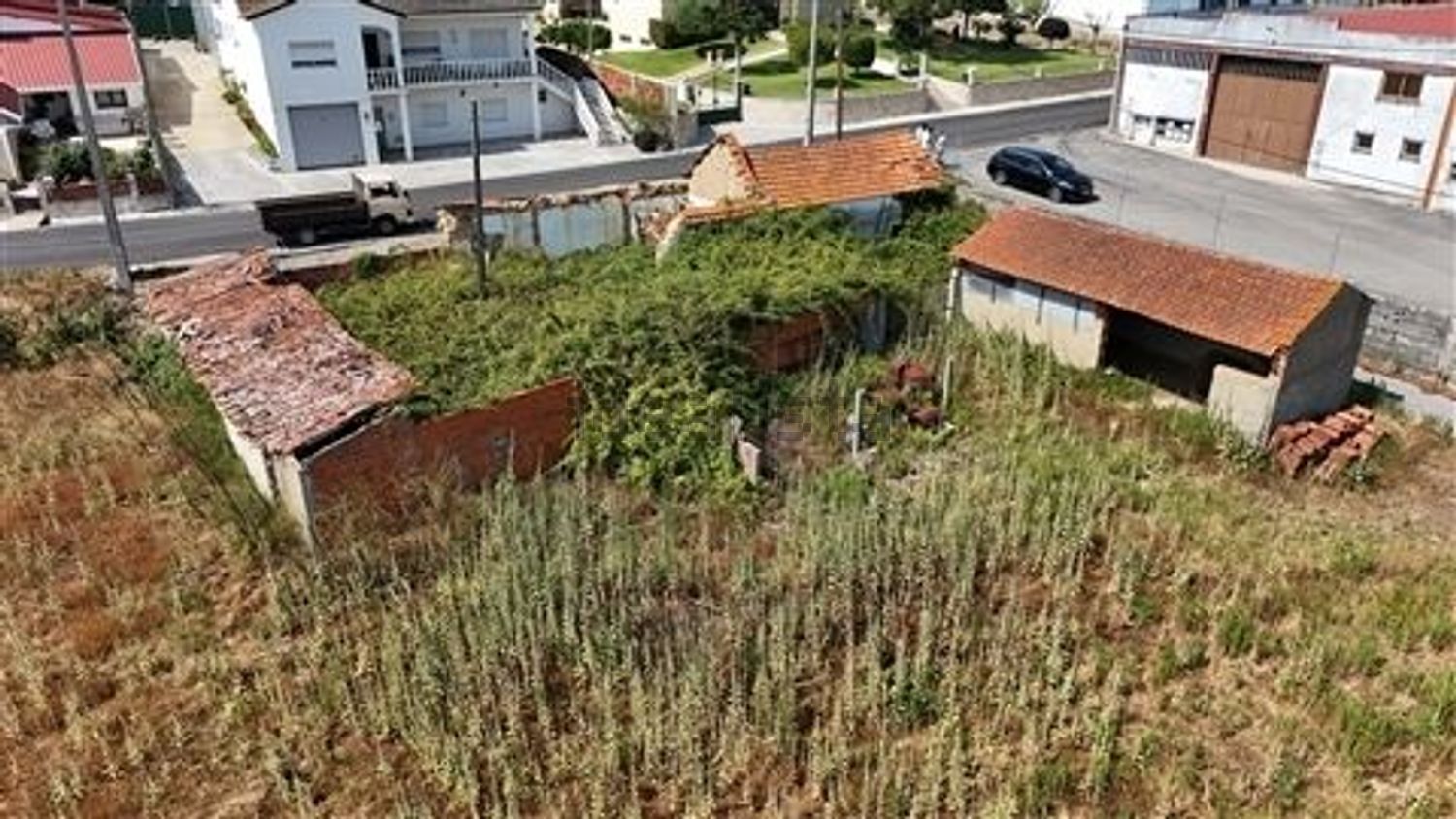 小楼房或独栋别墅出售在Rua dos Parceiros, 1155 - 阳台