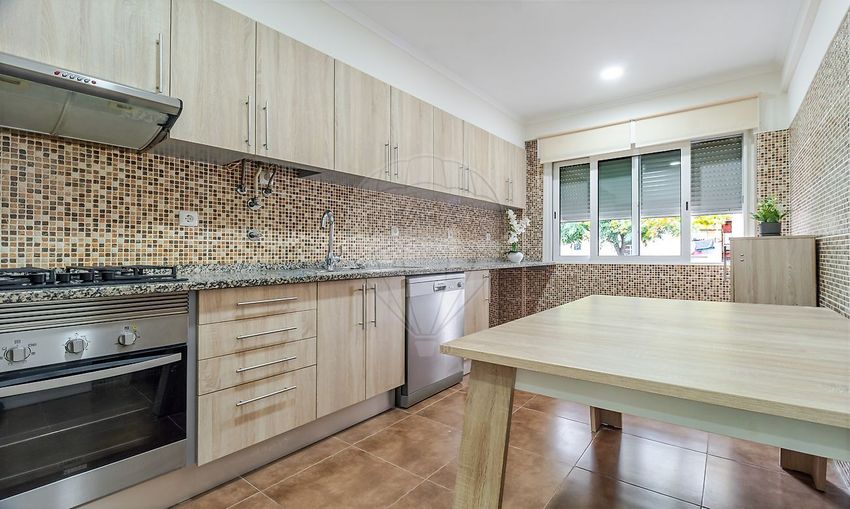 出租公寓 t3在Rua da Alfarrobeira