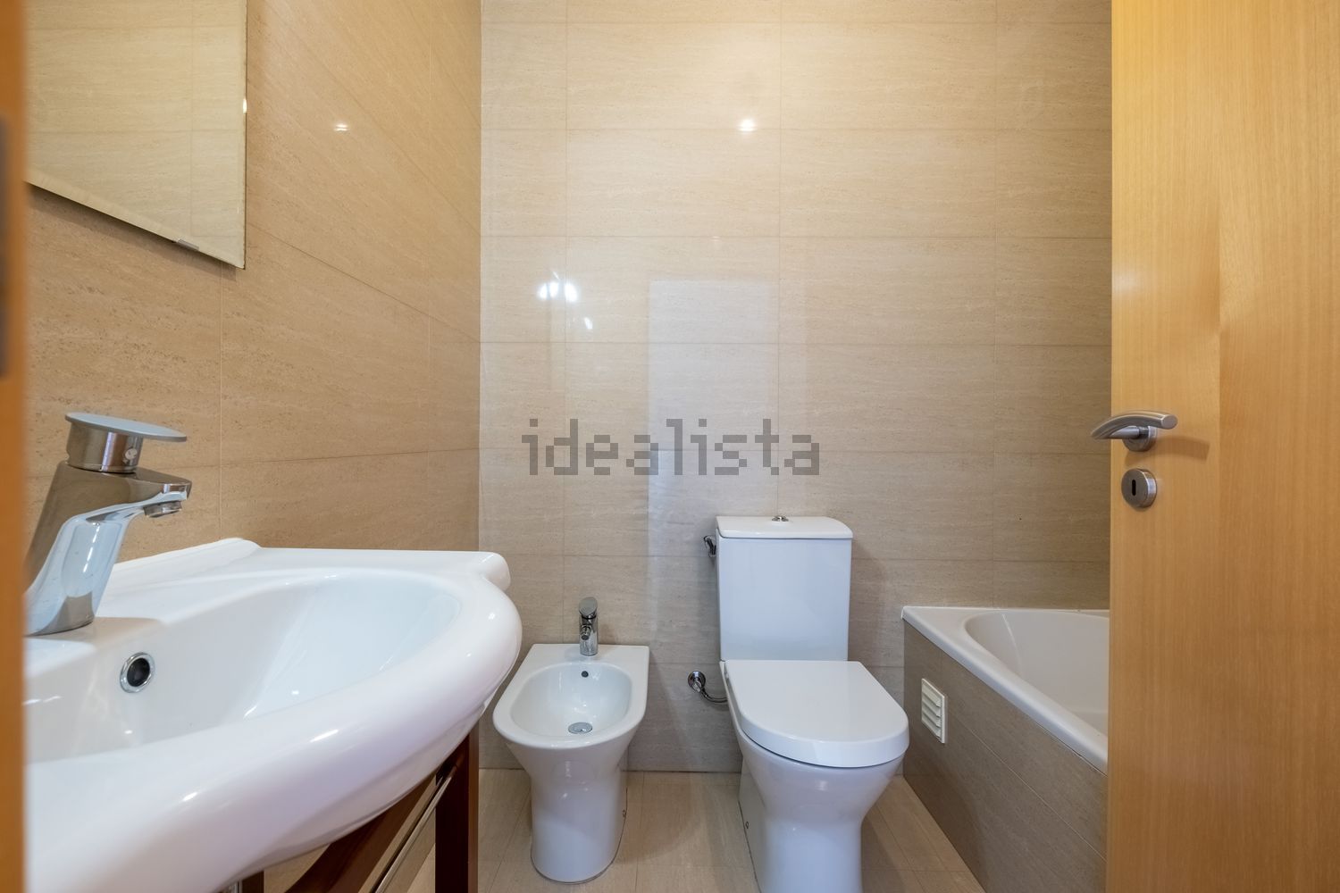 T0（单人公寓）出售在Avenida da Guarda Inglesa s/n - 卫生间