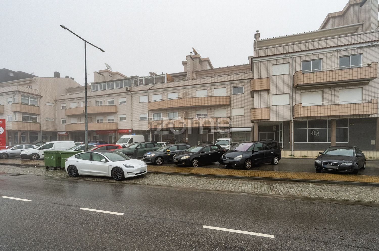 公寓 t3出售在Rua do Mosteiro, 3912 - 详情