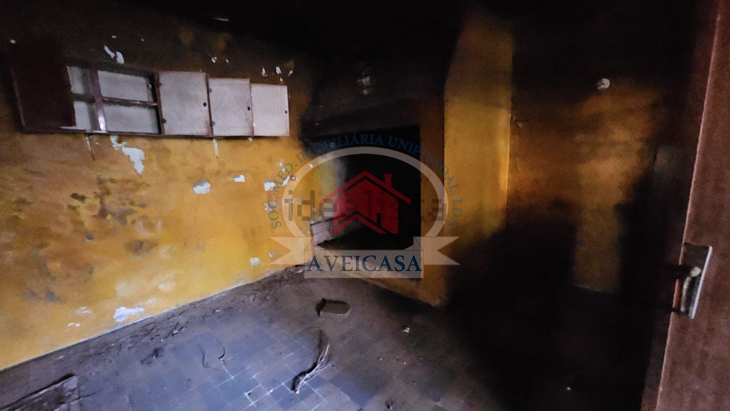 小楼房或独栋别墅出售在Oliveirinha - 照片