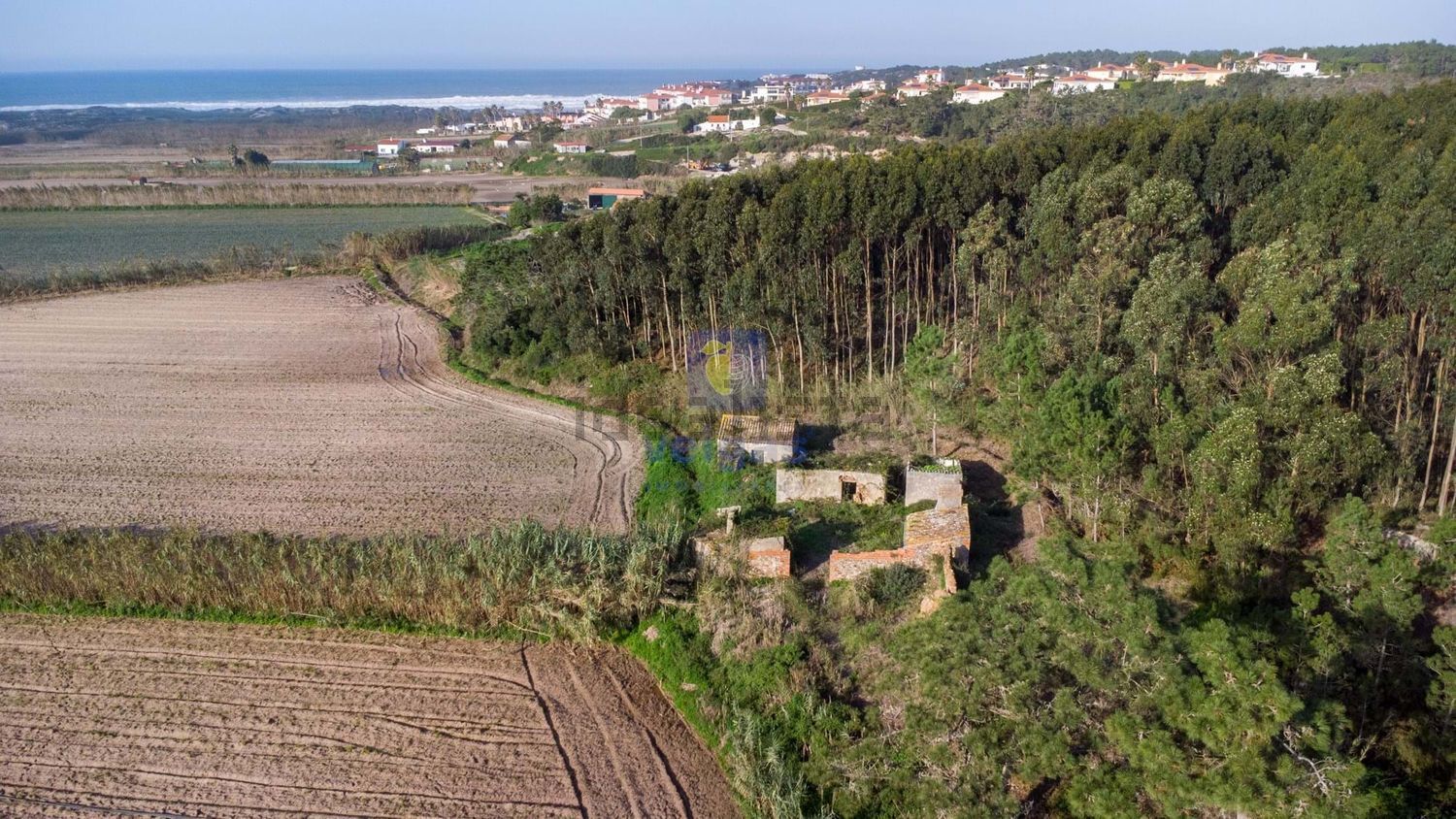 小楼房或别墅出售在Rua Gomes Eanes de Zurara s/n - 视线