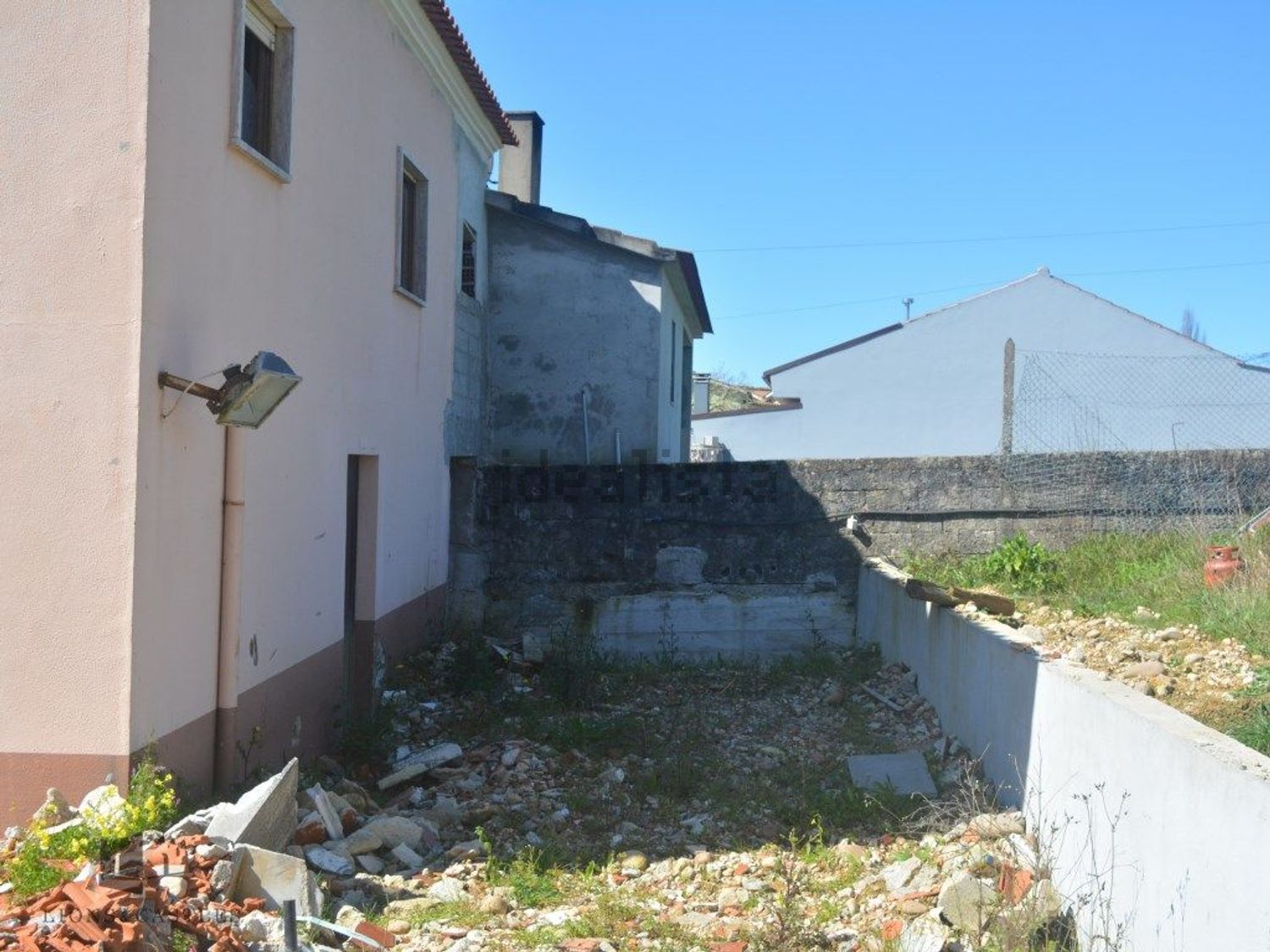 小楼房或独栋别墅出售在Rua Marquês de Pombal - 外立面