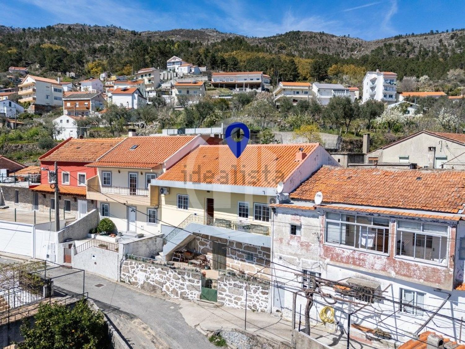 小楼房或独栋别墅出售在Covilhã e Canhoso - 外立面