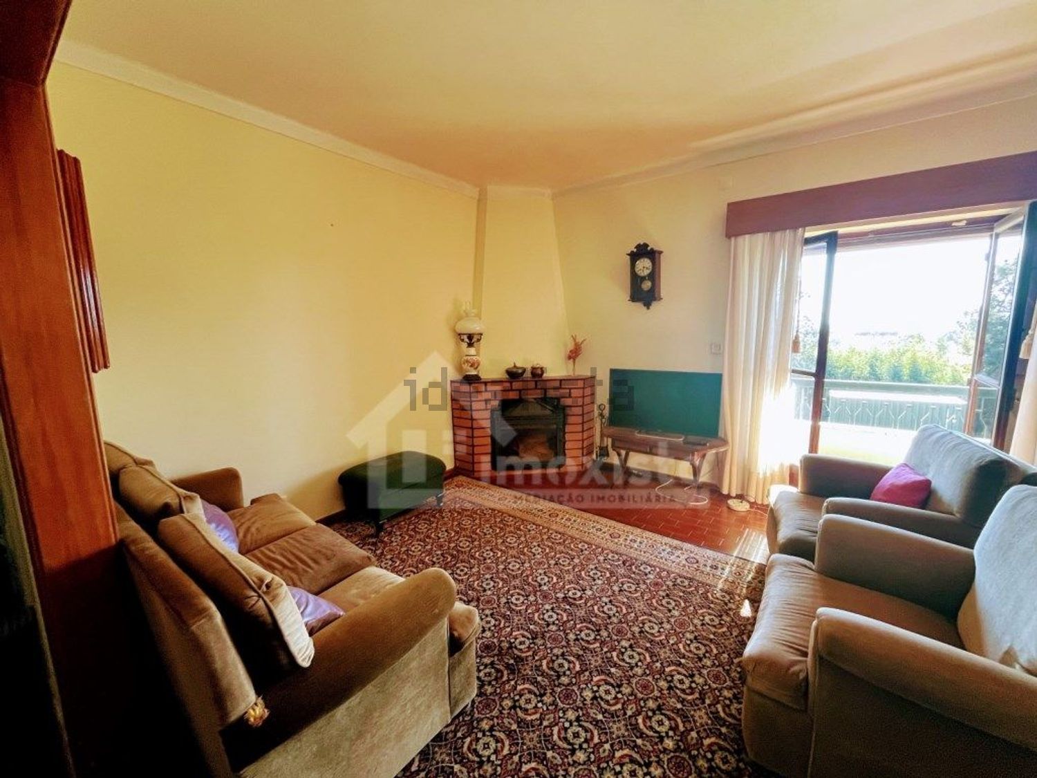 小楼房或独栋别墅出售在Figueiró dos Vinhos e Bairradas - 客厅