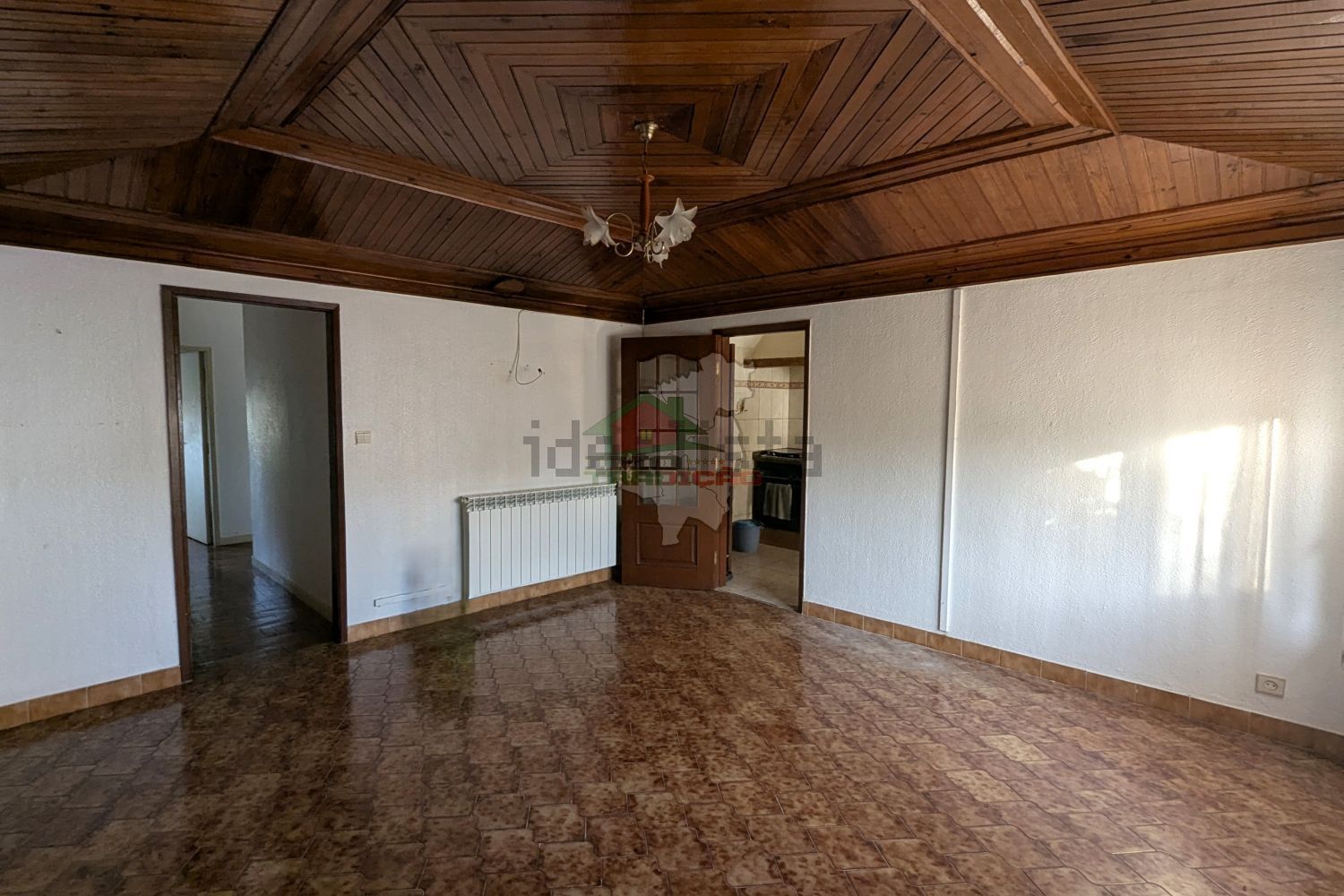 小楼房或独栋别墅出售在Cernache do Bonjardim - Nesperal - Palhais - 客厅