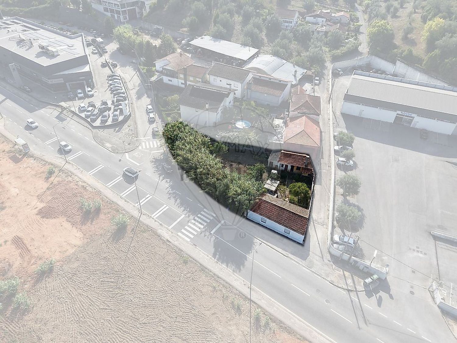 小楼房或独栋别墅出售在Eiras e São Paulo de Frades - 照片