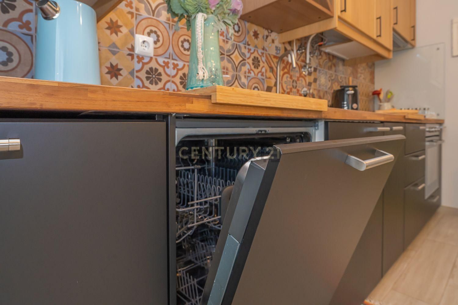 出租公寓 t2在Rua Francisco Sá Carneiro - 厨房