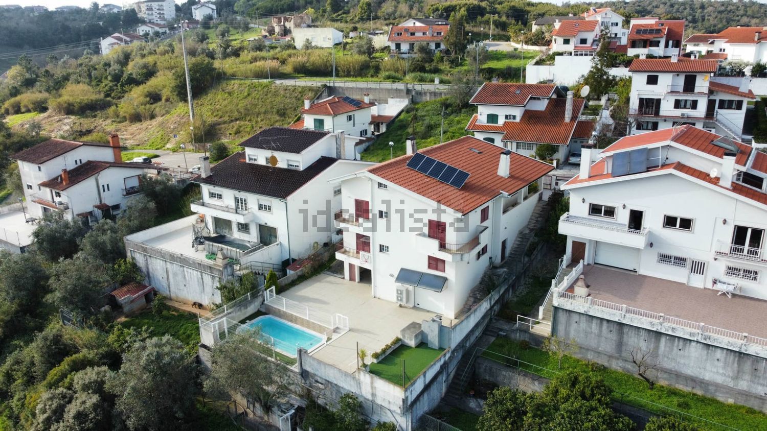 小楼房或独栋别墅出售在Santa Clara e Castelo Viegas - 视线