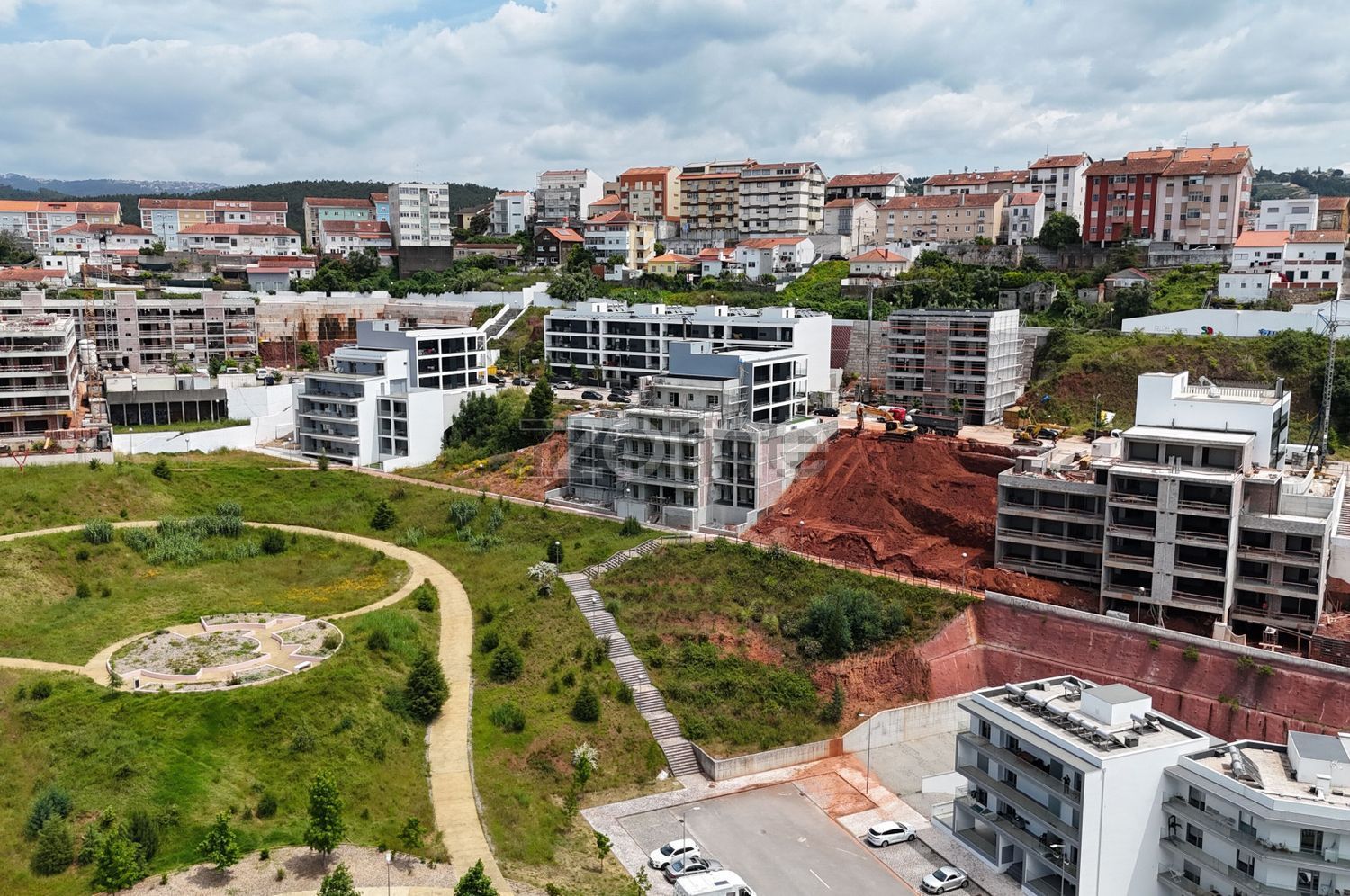 公寓 t2出售在Rua Lourenço Chaves de Almeida, 29 - 详情